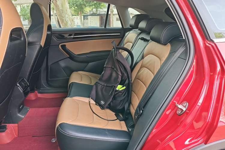 Used Skoda Kodiaq GT 2019 TSI380 4x4 Luxury Edition China VI Standard Left Rear Seat