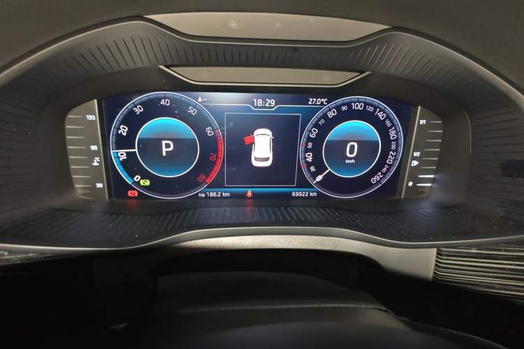 Used Skoda Kodiaq GT 2019 TSI330 Two-Wheel Drive Comfort Edition China V Standard Odometer Close Up