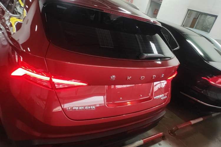 Used Skoda Kodiaq GT 2019 TSI330 Two-Wheel-Drive Luxury Edition China VI Standard Rear