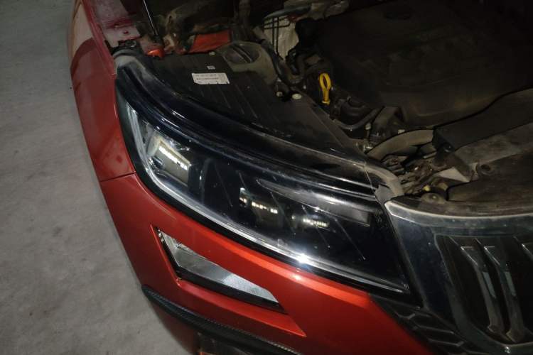 Used Skoda Kodiaq GT 2019 TSI330 Two-Wheel-Drive Luxury Edition China VI Standard Right Front Headlight