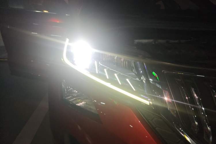 Used Skoda Kodiaq GT 2019 TSI330 Two-Wheel Drive Comfort Edition China V Standard Right Front Headlight