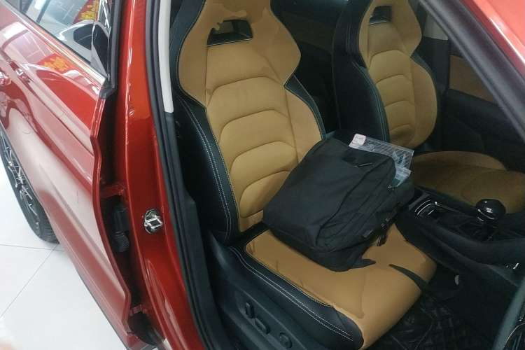 Used Skoda Kodiaq GT 2019 TSI330 Two-Wheel-Drive Luxury Edition China VI Standard Right Front Seat
