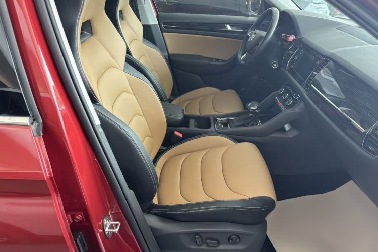 Used Skoda Kodiaq GT 2019 TSI330 Two-Wheel-Drive Luxury Edition China VI Standard Right Front Seat
