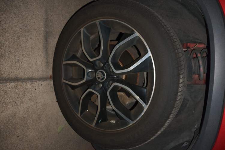 Used Skoda Kodiaq GT 2019 TSI380 4x4 Luxury Edition China V Standard Right Front Wheel Hub