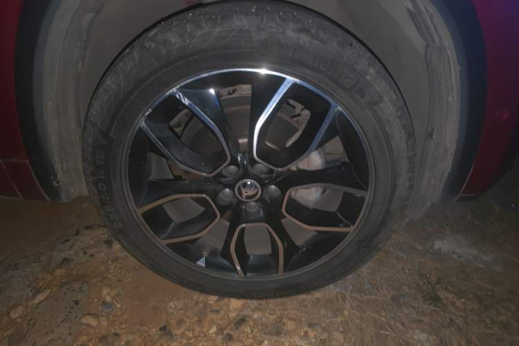 Used Skoda Kodiaq GT 2019 TSI330 Two-Wheel-Drive Luxury Edition China V Standard Right Front Wheel Hub
