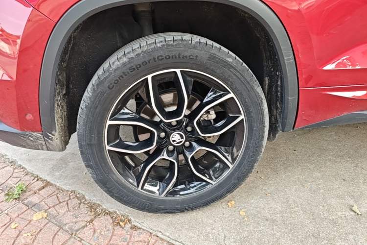 Used Skoda Kodiaq GT 2019 TSI380 4x4 Luxury Edition China VI Standard Right Rear Wheel Hub