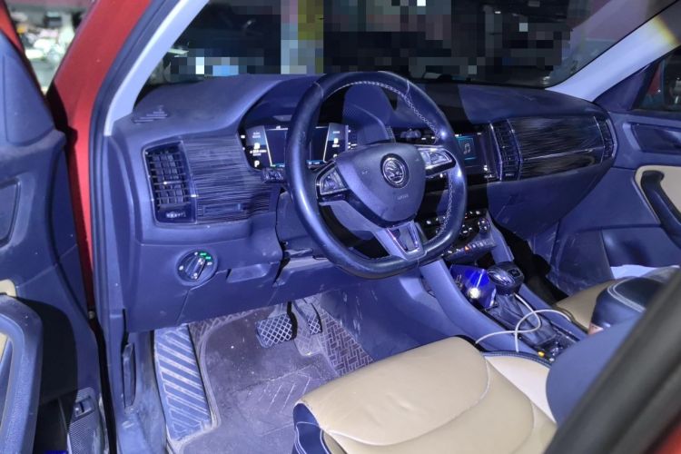Used Skoda Kodiaq GT 2019 TSI330 Two-Wheel-Drive Luxury Edition China VI Standard Steering Wheel