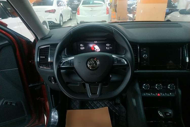 Used Skoda Kodiaq GT 2019 TSI330 Two-Wheel-Drive Luxury Edition China VI Standard Steering Wheel