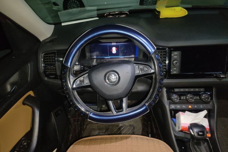 Used Skoda Kodiaq GT 2019 TSI330 Two-Wheel-Drive Luxury Edition China VI Standard Steering Wheel