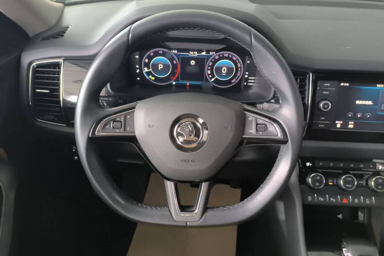Used Skoda Kodiaq GT 2019 TSI330 Two-Wheel-Drive Luxury Edition China VI Standard Steering Wheel