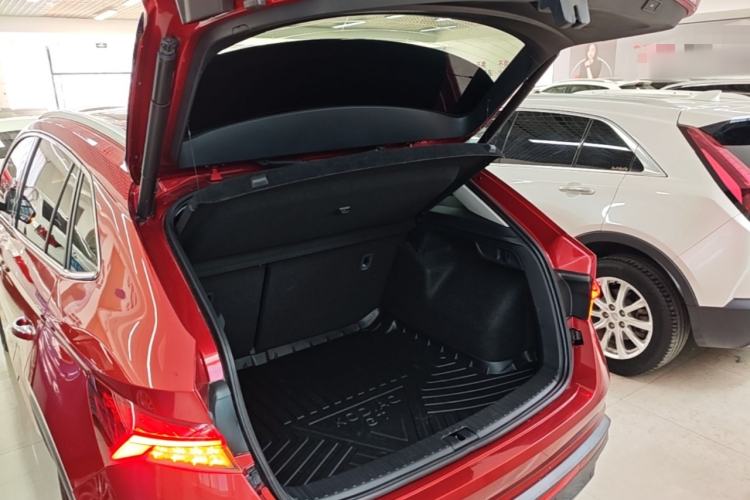 Used Skoda Kodiaq GT 2019 TSI330 Two-Wheel-Drive Luxury Edition China VI Standard Trunk