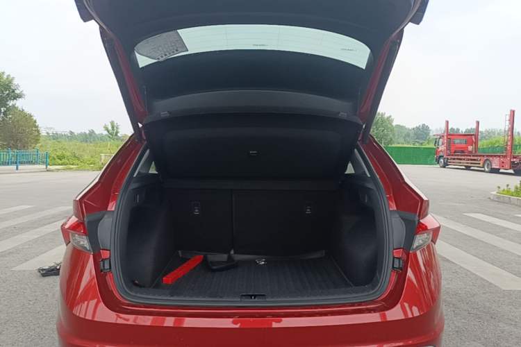 Used Skoda Kodiaq GT 2019 TSI330 Two-Wheel-Drive Luxury Edition China VI Standard Trunk