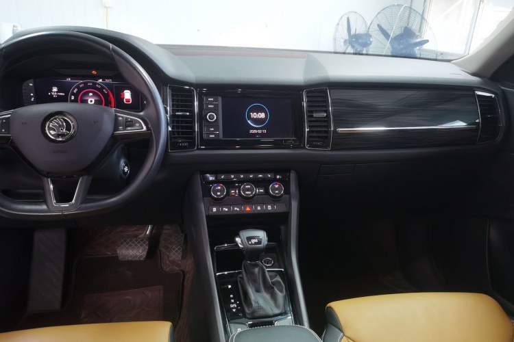 Used Skoda Kodiaq GT 2019 TSI330 Two-Wheel-Drive Luxury Edition China V Standard Audio And AC Panel