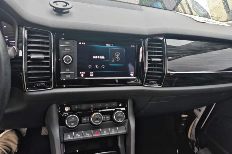 Used Skoda Kodiaq GT 2019 TSI330 Two-Wheel-Drive Luxury Edition China VI Standard Audio And AC Panel