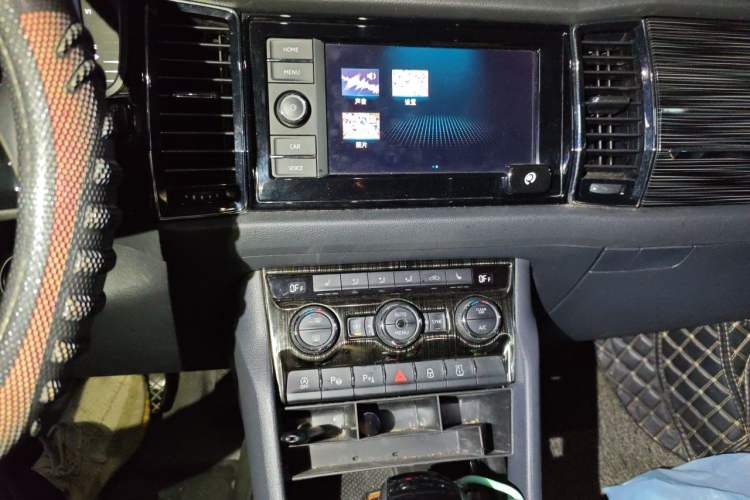 Used Skoda Kodiaq GT 2019 TSI330 Two-Wheel-Drive Luxury Edition China VI Standard Audio And AC Panel