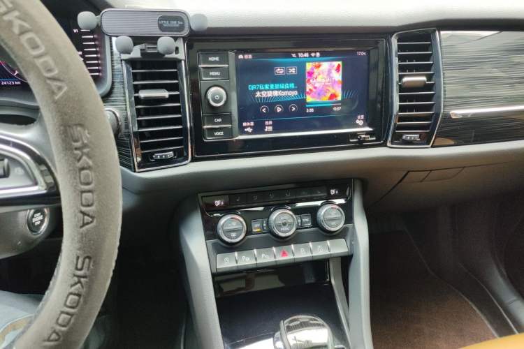 Used Skoda Kodiaq GT 2019 TSI330 Two-Wheel-Drive Luxury Edition China VI Standard Audio And AC Panel
