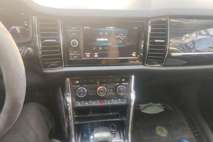 Used Skoda Kodiaq GT 2019 TSI330 Two-Wheel-Drive Luxury Edition China V Standard Audio And AC Panel