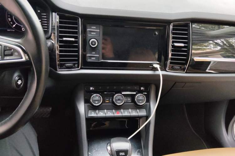 Used Skoda Kodiaq GT 2019 TSI330 Two-Wheel-Drive Luxury Edition China V Standard Audio And AC Panel
