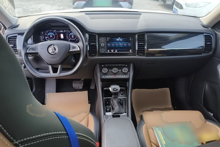 Used Skoda Kodiaq GT 2019 TSI330 Two-Wheel-Drive Luxury Edition China V Standard Center Console