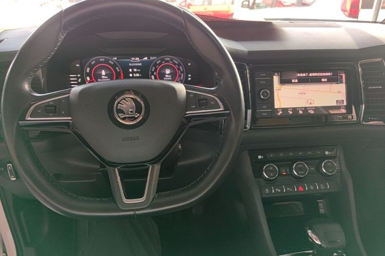 Used Skoda Kodiaq GT 2019 TSI330 Two-Wheel-Drive Luxury Edition China VI Standard Center Console