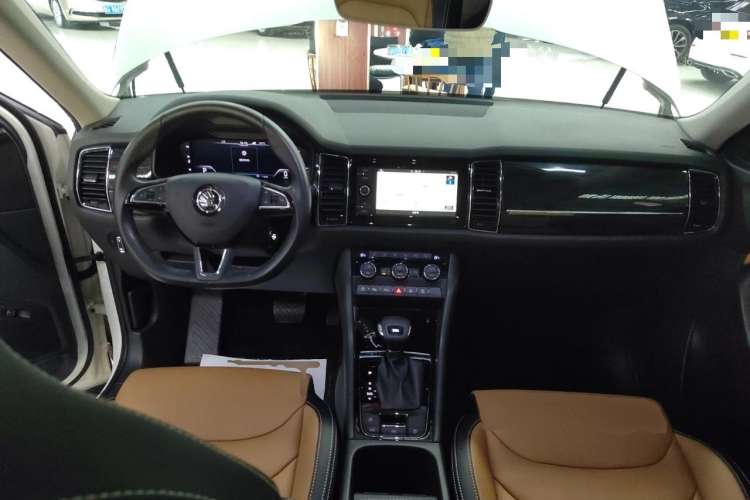Used Skoda Kodiaq GT 2019 TSI330 Two-Wheel-Drive Luxury Edition China V Standard Center Console