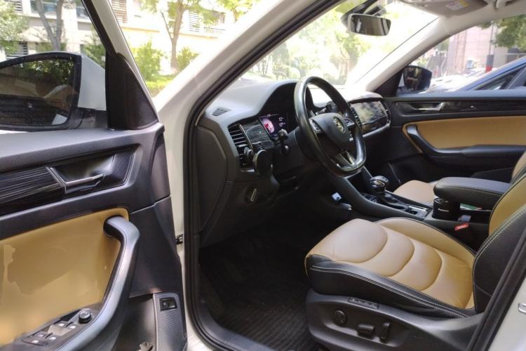 Used Skoda Kodiaq GT 2019 TSI330 Two-Wheel-Drive Luxury Edition China VI Standard Driver Seat