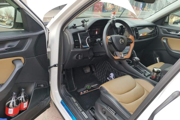 Used Skoda Kodiaq GT 2019 TSI330 Two-Wheel-Drive Luxury Edition China VI Standard Driver Seat