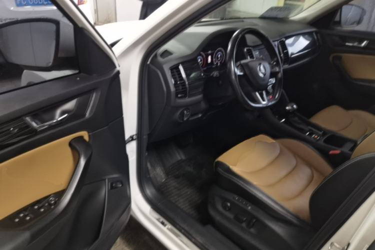 Used Skoda Kodiaq GT 2019 TSI330 Two-Wheel-Drive Luxury Edition China VI Standard Driver Seat