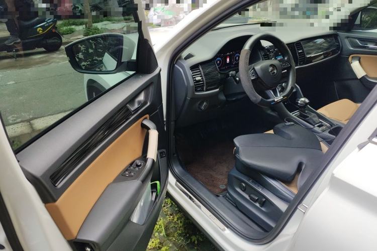 Used Skoda Kodiaq GT 2019 TSI330 Two-Wheel-Drive Luxury Edition China VI Standard Driver Seat