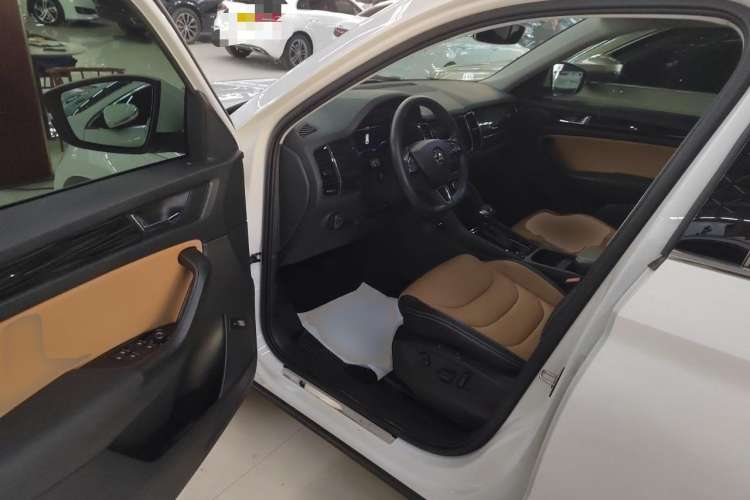 Used Skoda Kodiaq GT 2019 TSI330 Two-Wheel-Drive Luxury Edition China V Standard Driver Seat