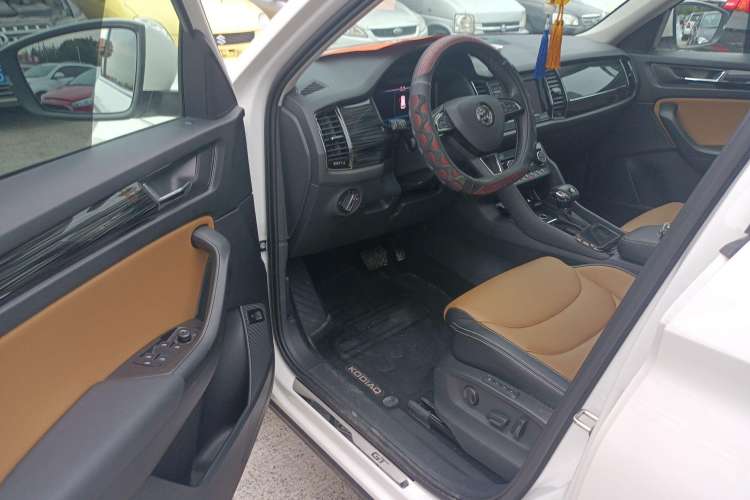 Used Skoda Kodiaq GT 2019 TSI330 Two-Wheel-Drive Luxury Edition China VI Standard Driver Seat