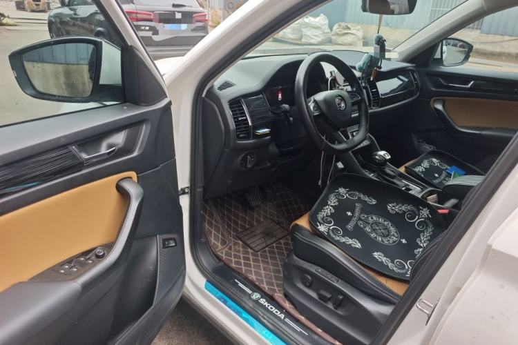 Used Skoda Kodiaq GT 2019 TSI330 Two-Wheel-Drive Luxury Edition China VI Standard Driver Seat