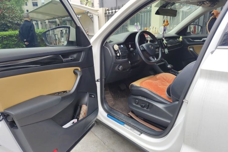 Used Skoda Kodiaq GT 2019 TSI330 Two-Wheel-Drive Luxury Edition China VI Standard Driver Seat