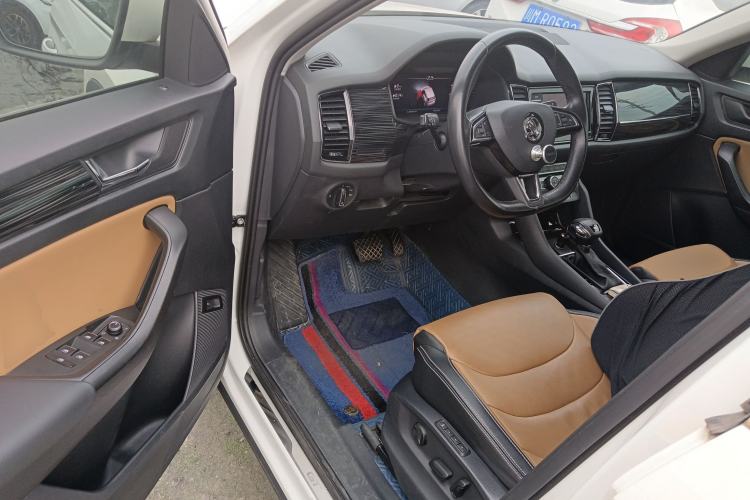 Used Skoda Kodiaq GT 2019 TSI330 Two-Wheel-Drive Luxury Edition China VI Standard Driver Seat