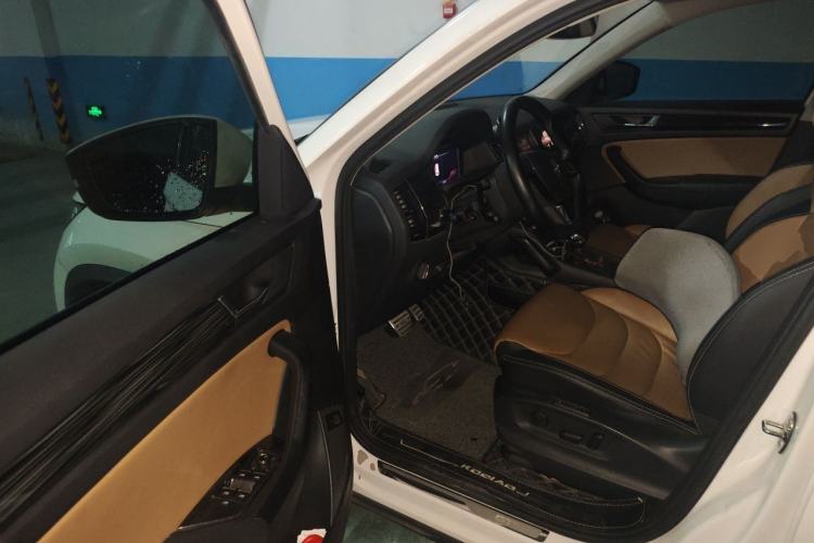 Used Skoda Kodiaq GT 2019 TSI330 Two-Wheel-Drive Luxury Edition China VI Standard Driver Seat