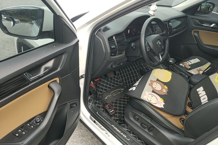 Used Skoda Kodiaq GT 2019 TSI330 Two-Wheel-Drive Luxury Edition China VI Standard Driver Seat