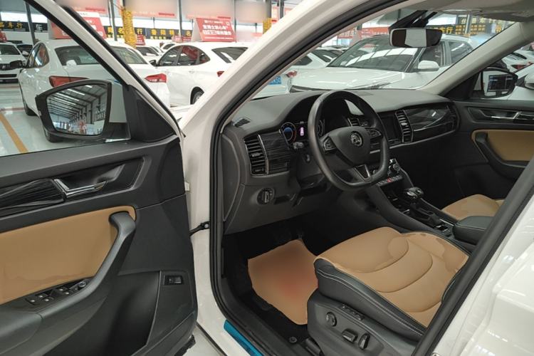 Used Skoda Kodiaq GT 2019 TSI330 Two-Wheel-Drive Luxury Edition China V Standard Driver Seat