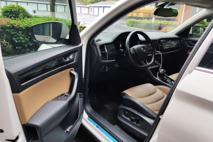 Used Skoda Kodiaq GT 2019 TSI330 Two-Wheel-Drive Luxury Edition China V Standard Driver Seat