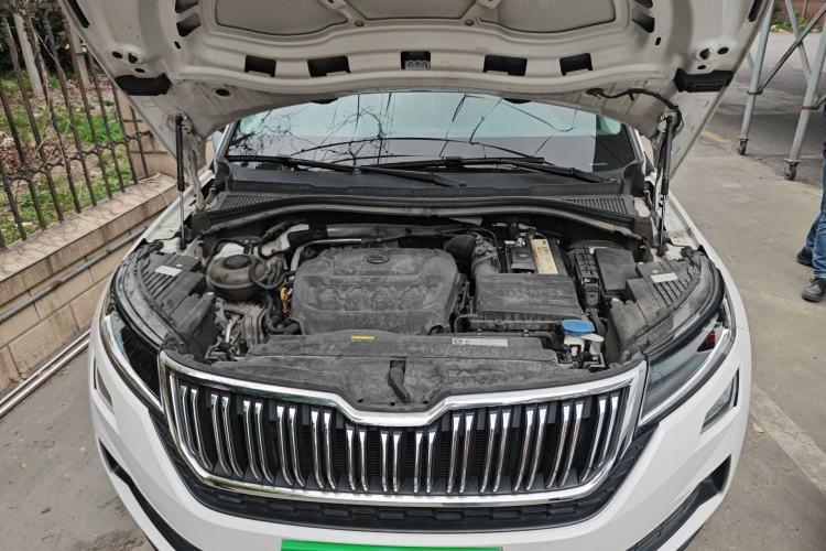 Used Skoda Kodiaq GT 2019 TSI330 Two-Wheel-Drive Luxury Edition China V Standard Engine Bay