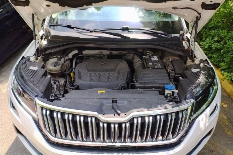 Used Skoda Kodiaq GT 2019 TSI330 Two-Wheel-Drive Luxury Edition China VI Standard Engine Bay