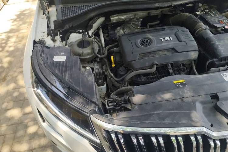 Used Skoda Kodiaq GT 2019 TSI380 4x4 Luxury Edition China VI Standard Engine Bay Right