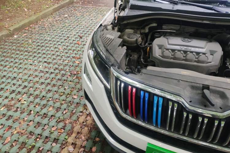 Used Skoda Kodiaq GT 2019 TSI330 Two-Wheel-Drive Luxury Edition China VI Standard Engine Bay Right