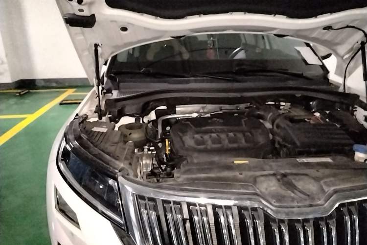 Used Skoda Kodiaq GT 2019 TSI330 Two-Wheel-Drive Luxury Edition China VI Standard Engine Bay Right