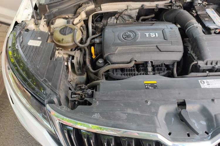 Used Skoda Kodiaq GT 2019 TSI380 4x4 Flagship Model China VI Standard Engine Bay Right