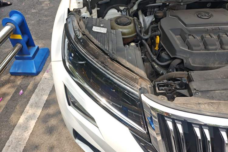 Used Skoda Kodiaq GT 2019 TSI330 Two-Wheel-Drive Luxury Edition China VI Standard Engine Bay Right