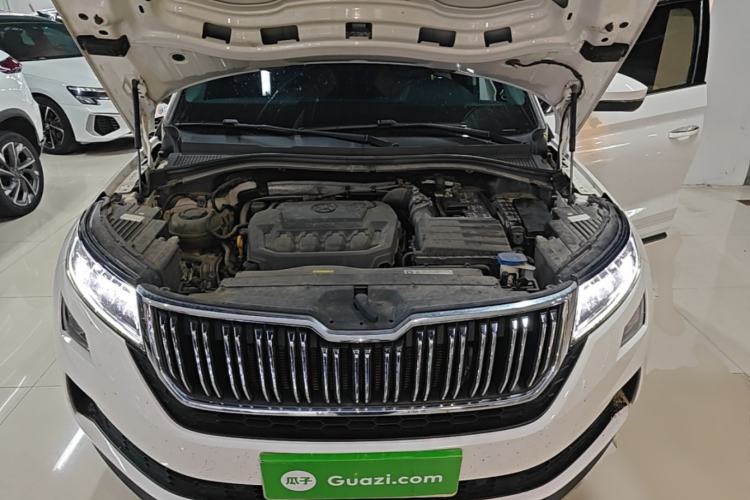 Used Skoda Kodiaq GT 2019 TSI330 Two-Wheel-Drive Luxury Edition China VI Standard Engine Bay