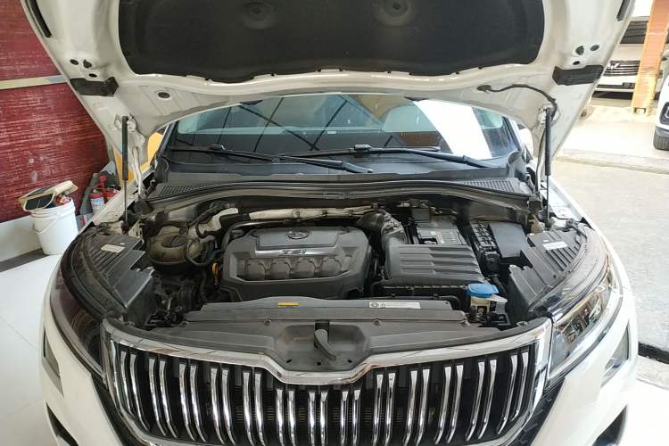 Used Skoda Kodiaq GT 2019 TSI330 Two-Wheel-Drive Luxury Edition China VI Standard Engine Bay