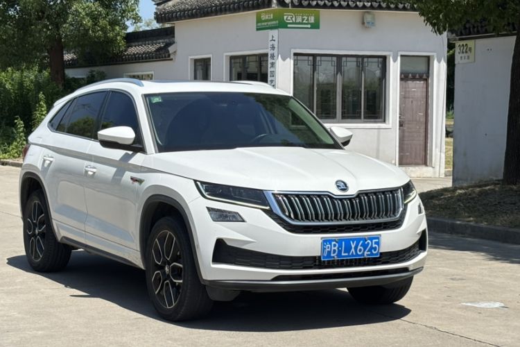 Used Skoda Kodiaq GT 2019 TSI330 Two-Wheel-Drive Luxury Edition China VI Standard Exterior 2