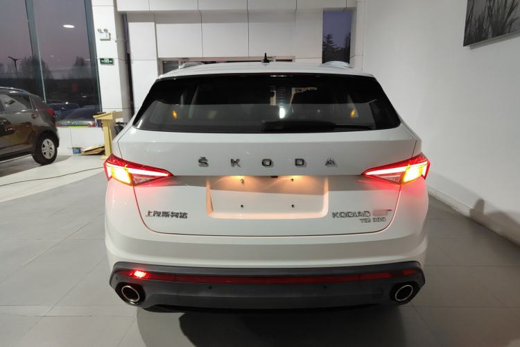 Used Skoda Kodiaq GT 2019 TSI330 Two-Wheel-Drive Luxury Edition China VI Standard Exterior 4