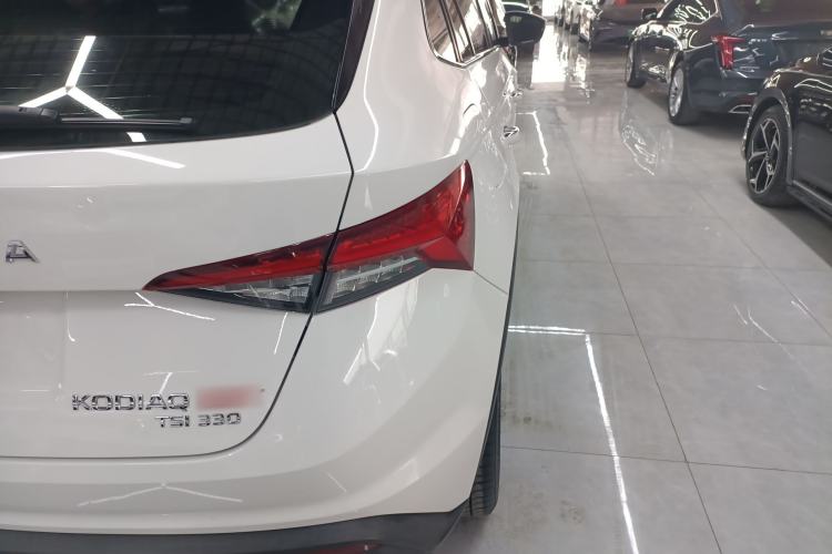 Used Skoda Kodiaq GT 2019 TSI330 Two-Wheel-Drive Luxury Edition China VI Standard Exterior 6